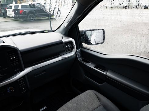 Used 2022 Ford F150 XLT image 10