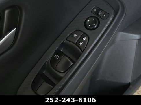 Used 2022 Nissan Sentra SV FWD image 24