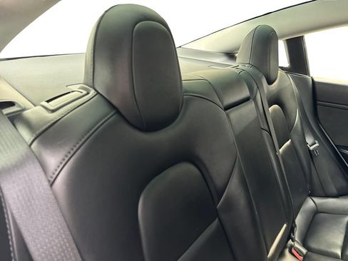 Used 2023 Tesla Model 3 Standard Range RWD image 39