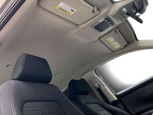 Used 2025 Honda HR-V LX image 22