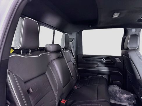 New 2026 GMC Sierra 2500 AT4X AWD/4WD image 28