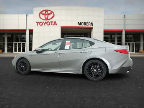 New 2026 Toyota Camry SE image 12