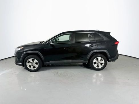 Used 2020 Toyota RAV4 XLE FWD image 6