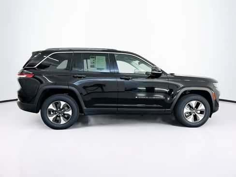Used 2023 Jeep Grand Cherokee 4WD 4xe image 10