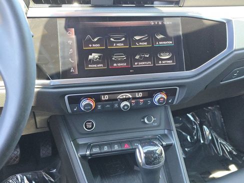 Certified 2021 Audi Q3 2.0T Premium Plus AWD/4WD image 23