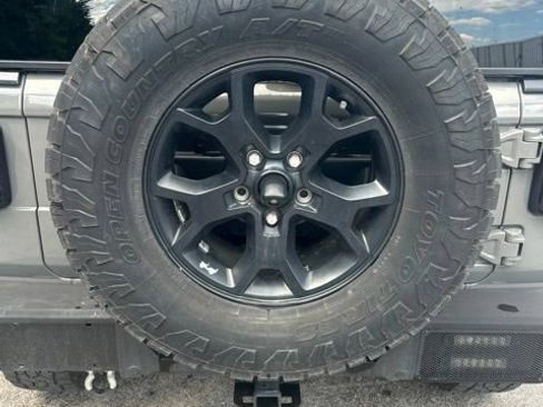 Used 2020 Jeep Wrangler Unlimited Sport AWD/4WD image 36