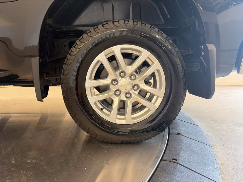 Used 2019 Chevrolet Silverado 1500 LT w/ All-Star Edition AWD/4WD image 35