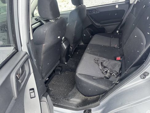 Used 2014 Subaru Forester 2.5i Premium image 3