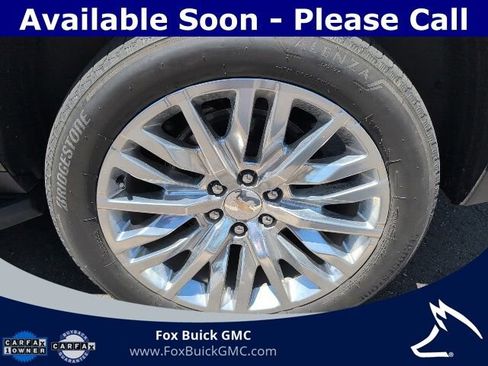 Used 2023 Chevrolet Tahoe Premier w/ Premium Package 2 AWD/4WD image 6