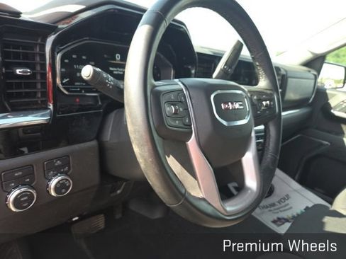 Used 2023 GMC Sierra 1500 SLE AWD/4WD image 10