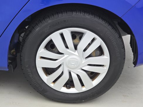 Used 2016 Honda Fit LX image 31