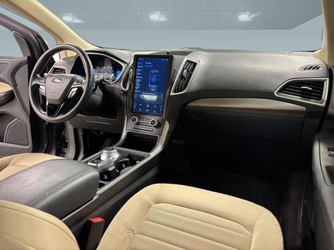 Used 2021 Ford Edge SE image 28