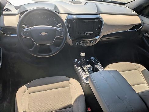 Used 2023 Chevrolet Traverse LS FWD image 27