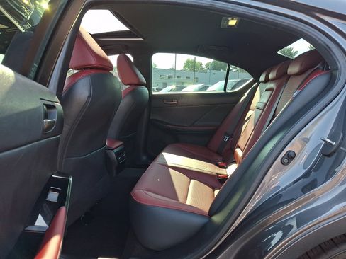 Used 2021 Lexus IS 300 w/ Comfort Package RWD image 10