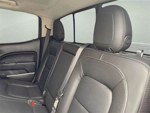 Used 2016 Chevrolet Colorado LT w/ Luxury Package, Chrome image 19