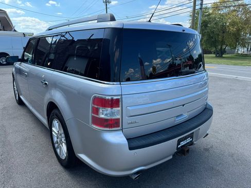 Used 2018 Ford Flex SEL w/ Equipment Group 202A AWD/4WD image 10