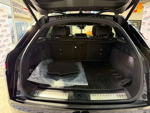 Used 2022 Land Rover Range Rover Velar R-Dynamic S image 59