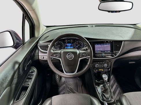 Used 2022 Buick Encore Preferred w/ Safety Package image 22