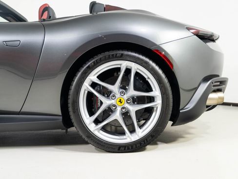 Used 2025 Ferrari Roma Spider image 14