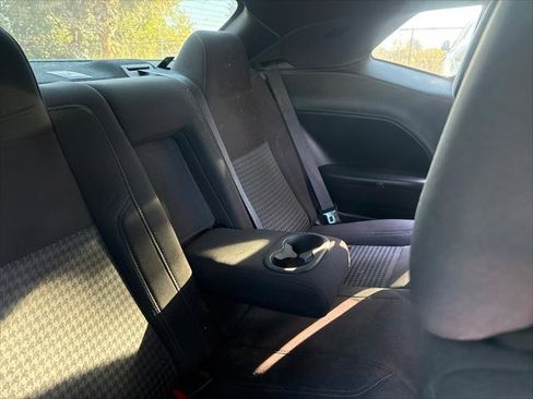 Used 2018 Dodge Challenger R/T w/ Performance Handling Group image 14