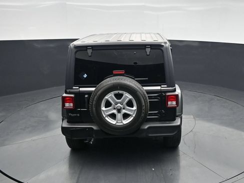 Used 2021 Jeep Wrangler Unlimited Sport AWD/4WD image 38