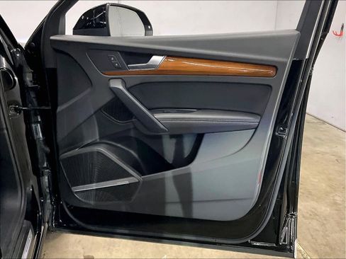 Certified 2023 Audi Q5 2.0T Premium Plus w/ Premium Plus Package image 25