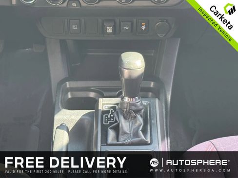 Used 2020 Toyota Tacoma TRD Off-Road image 1