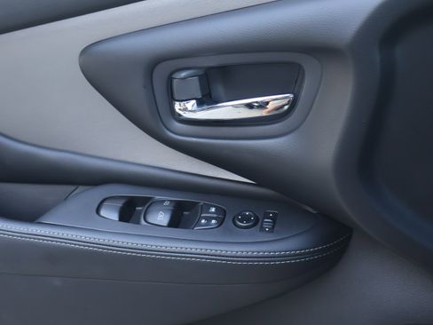 Used 2024 Nissan Murano SV w/ SV Midnight Edition Package AWD/4WD image 41