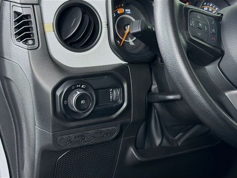 Used 2025 Jeep Wrangler Sport image 11