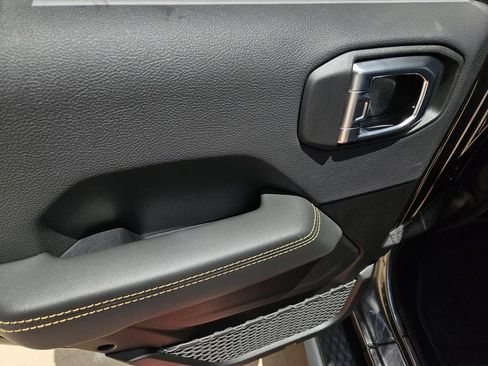 New 2026 Jeep Gladiator Mojave AWD/4WD image 13