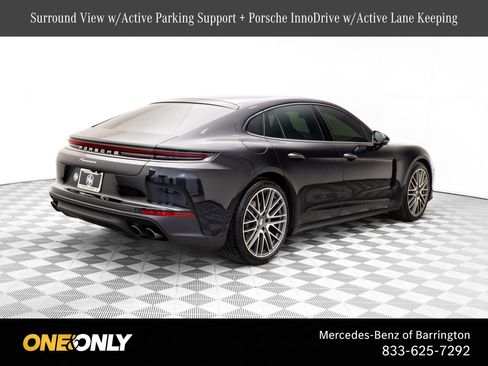 Used 2024 Porsche Panamera image 5