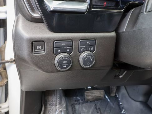 Used 2024 Chevrolet Silverado 1500 LT w/ Protection Package AWD/4WD image 21