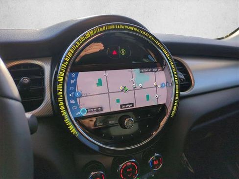 Used 2024 MINI Cooper S image 13