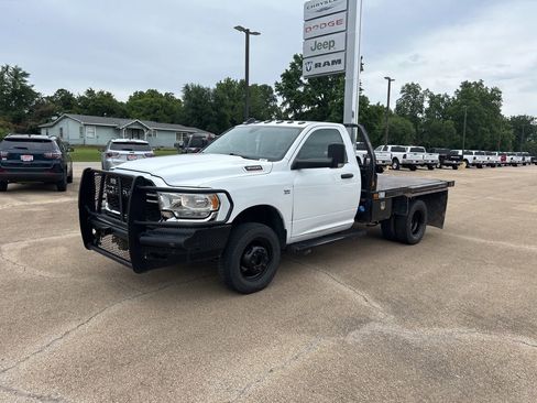 Used 2019 RAM 3500 Tradesman AWD/4WD image 1
