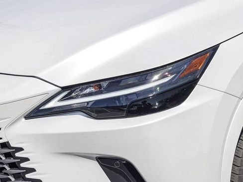 Used 2025 Lexus RX 350h w/ Convenience Package AWD/4WD image 9