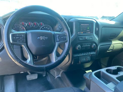 Used 2021 Chevrolet Silverado 1500 Custom Trail Boss w/ Safety Confidence Package AWD/4WD image 10