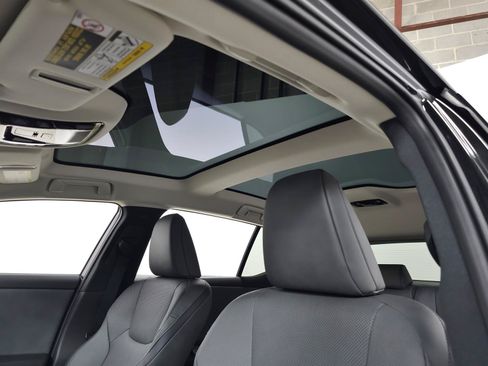 Certified 2025 Lexus RZ 300e w/ Accessory Package (2T) FWD image 17