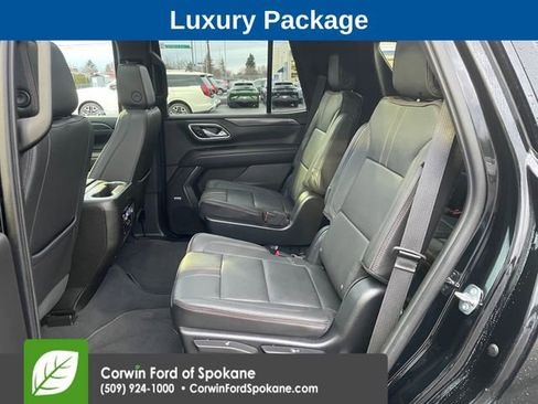 Used 2023 Chevrolet Tahoe RST image 11