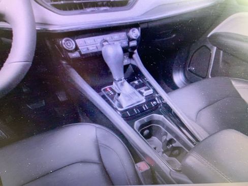 Used 2024 Jeep Compass Limited w/ Sun and Sound Group AWD/4WD image 8