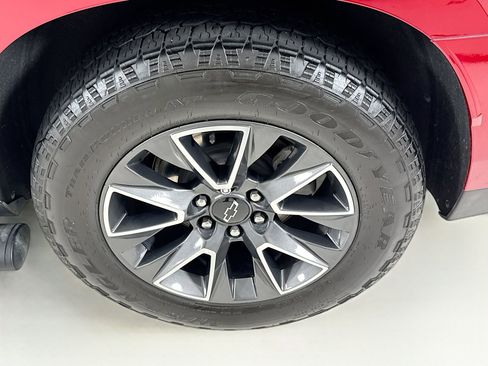 Used 2022 Chevrolet Tahoe Z71 w/ Z71 Off-Road Package image 33