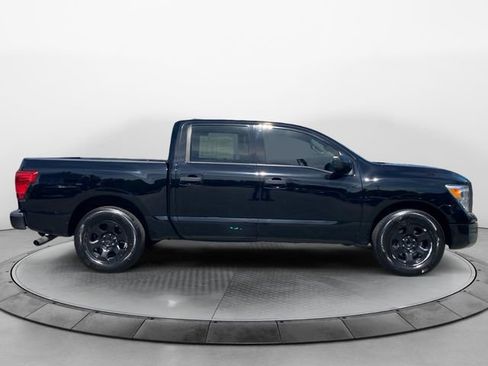 Used 2023 Nissan Titan S RWD image 6
