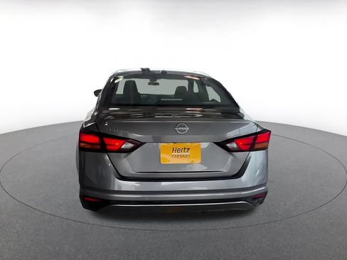 Used 2025 Nissan Altima 2.5 SV FWD image 12