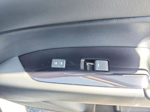 Used 2021 MAZDA CX-5 Touring image 25