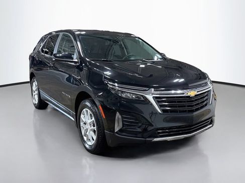 Used 2024 Chevrolet Equinox LT AWD/4WD image 3