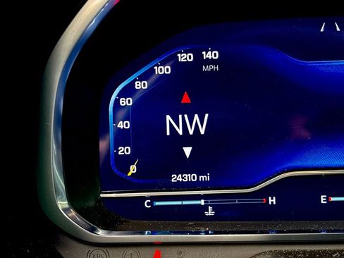 Used 2022 Chevrolet Tahoe RST w/ Sport Performance Package image 20