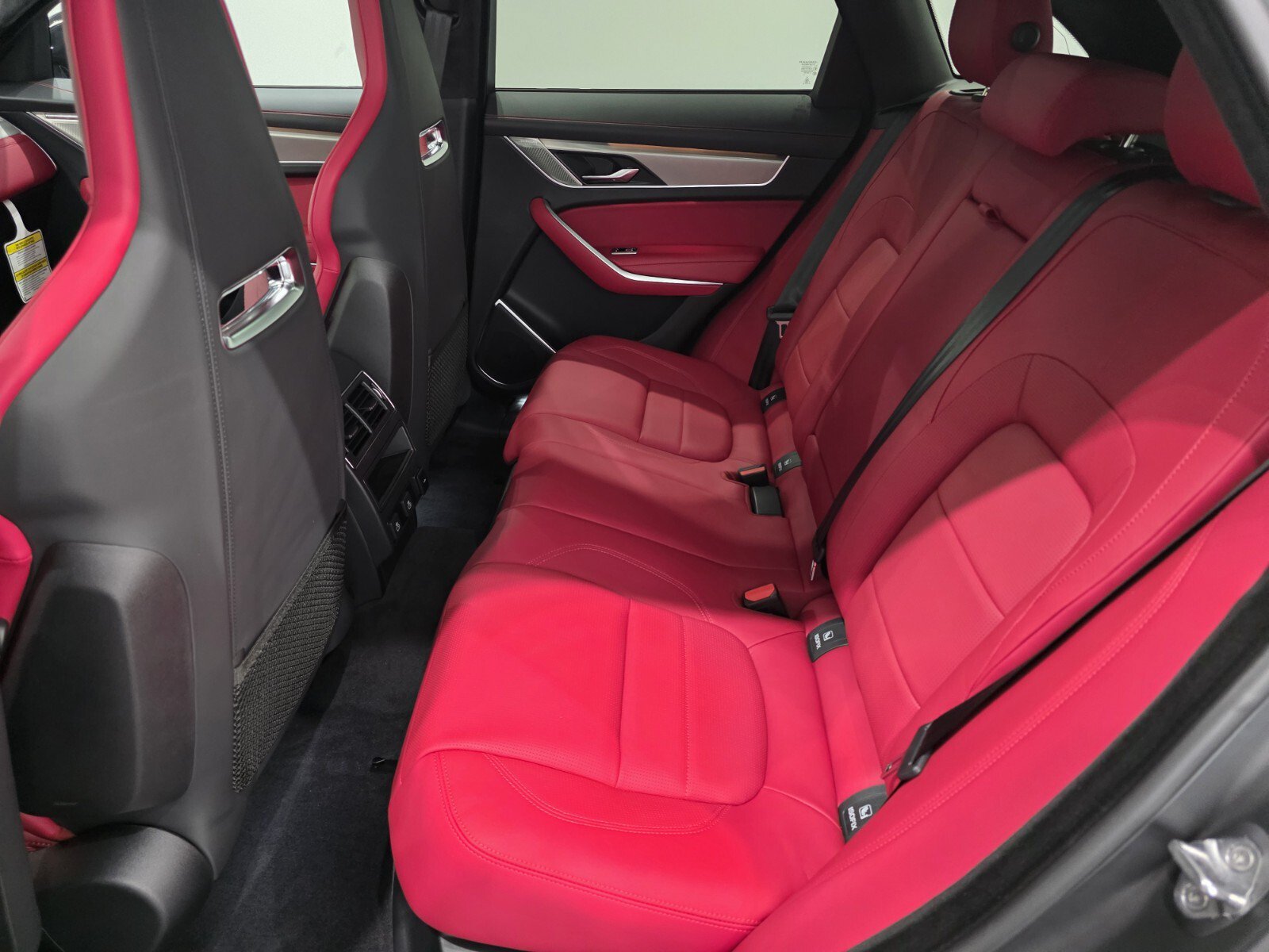 New 2026 Jaguar F-PACE R-Dynamic S AWD/4WD image 11