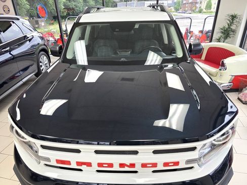 Used 2023 Ford Bronco Sport Heritage w/ Heritage Convenience Package AWD/4WD image 8