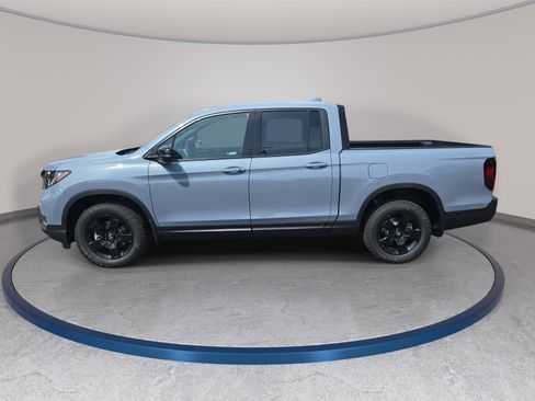 New 2026 Honda Ridgeline Black Edition image 8