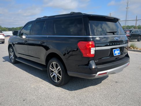 Certified 2024 Ford Expedition Max XLT RWD image 5