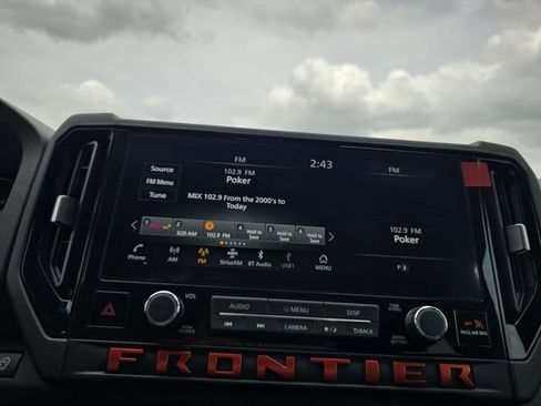 Used 2026 Nissan Frontier Pro-X w/ Tow Package RWD image 8